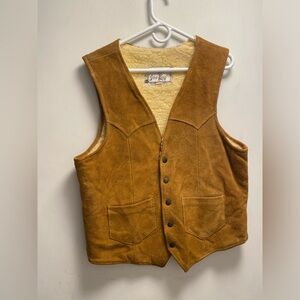 VINTAGE JOO-KAY  ROCKABILLY BROWN SUEDE LEATHER DISSTRESSED VEST